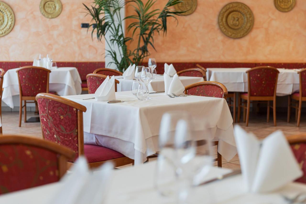 Hotel Romantic Cavaion Veronese Exterior photo