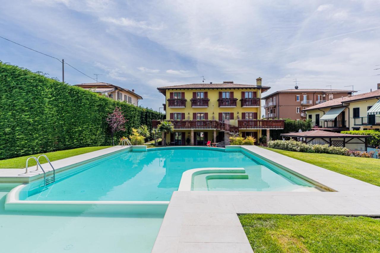Hotel Romantic Cavaion Veronese Exterior photo