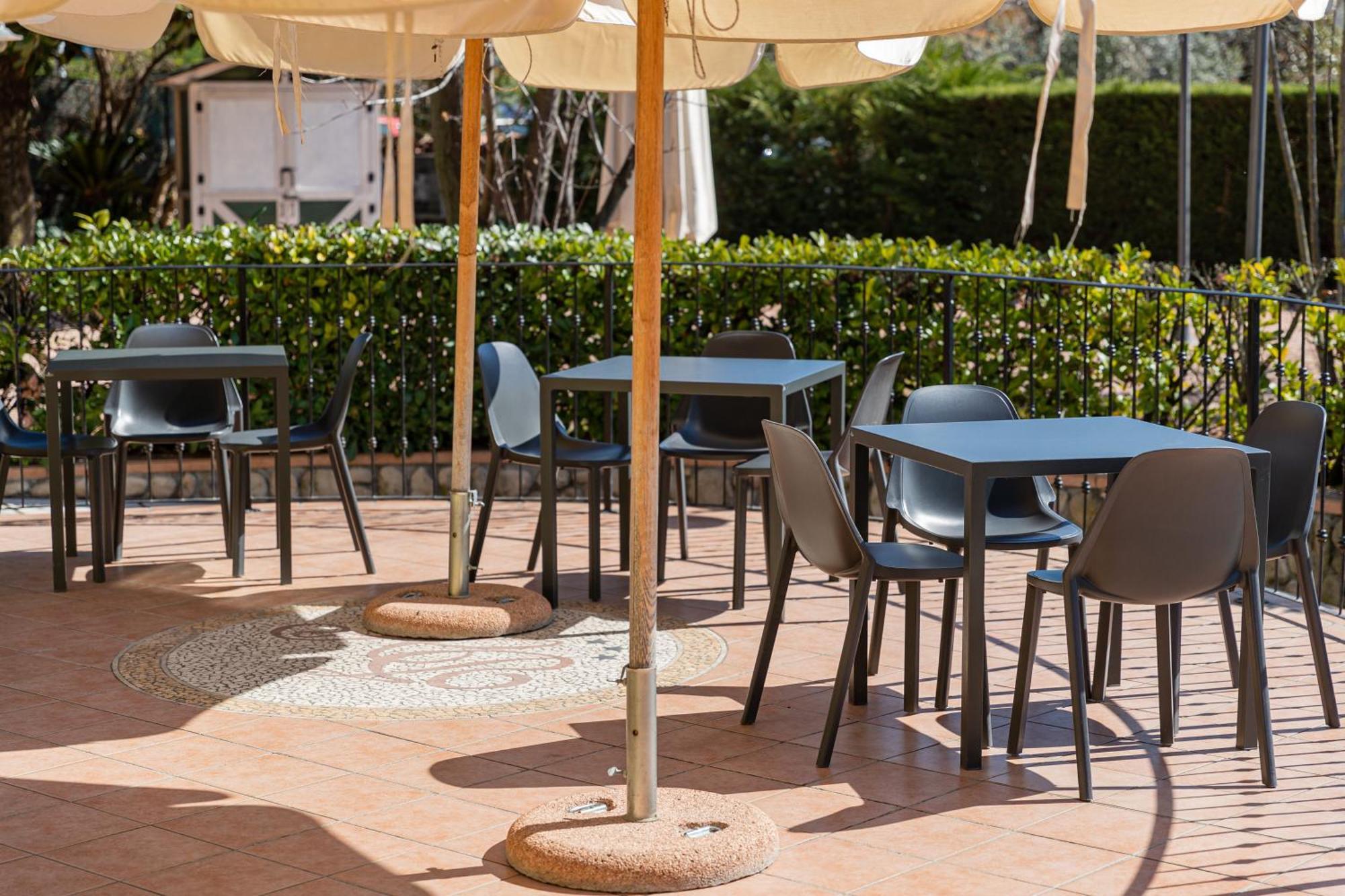 Hotel Romantic Cavaion Veronese Exterior photo