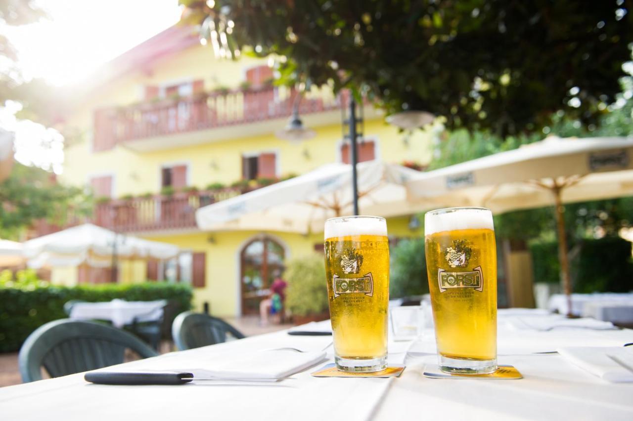 Hotel Romantic Cavaion Veronese Exterior photo